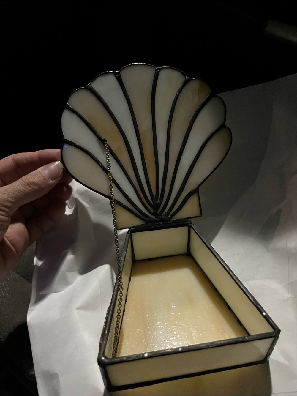Stained Glass Accent Shell Box - Picture 2 of 2